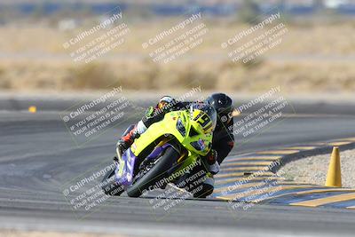 media/Dec-08-2024-CVMA (Sun) [[267e5a7075]]/Race 2-Amateur Supersport Open/